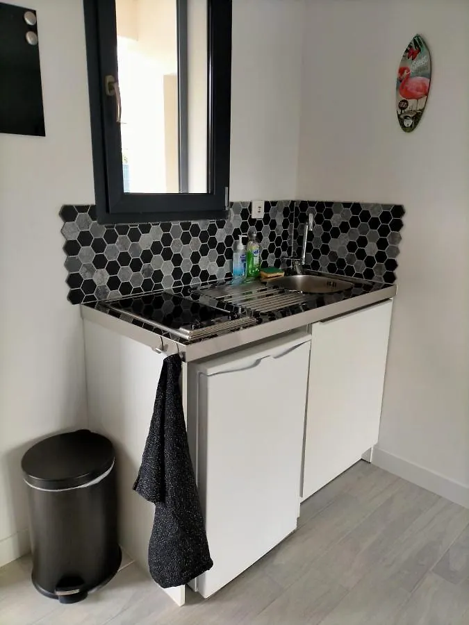 Le Klelogi Hotel Fontvieille 0*,  France